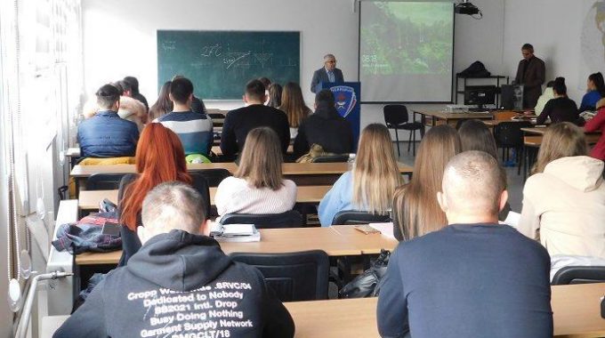Проф. др Ивица Ђорђевић одржао предавање студентима Факултета