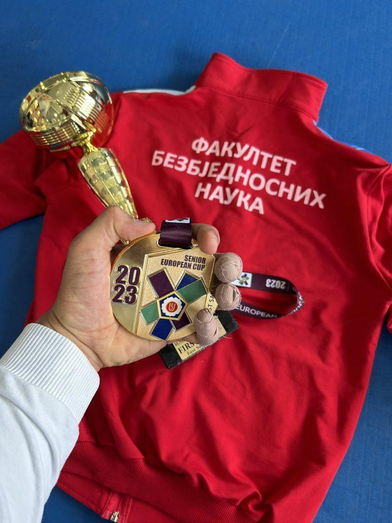 zlato