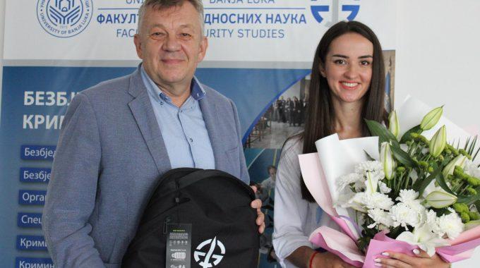 The Dean Of The Faculty Of Security Sciences Presented Student Vanesa Vučić With Gifts For Her Success