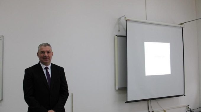 Studentima Treće Godine FBN-a Održano Predavanje „Upotreba Sredstava Sile – Pravni, Bezbjednosni I Kriminalistički Aspekti“
