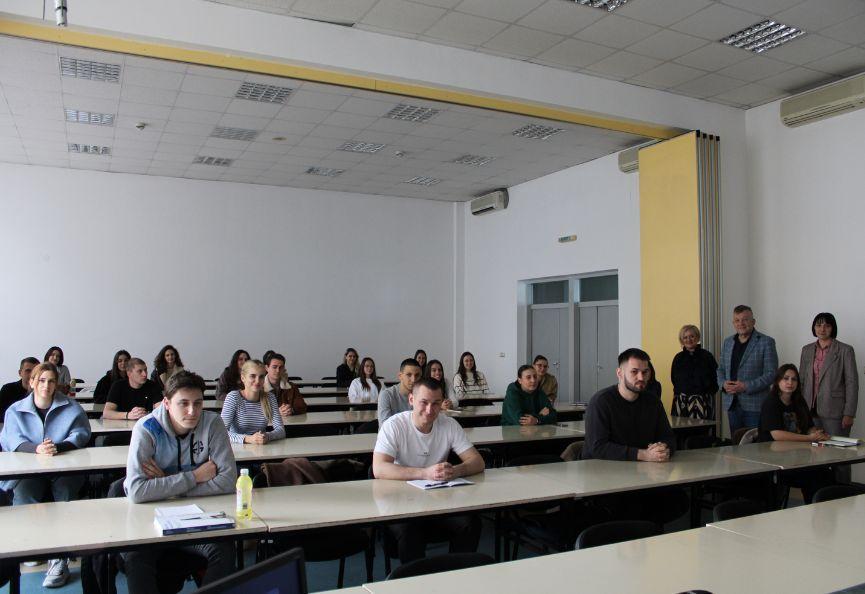 Dr Vanja Šušnjar Čanković održala predavanje studentima četvrte godine